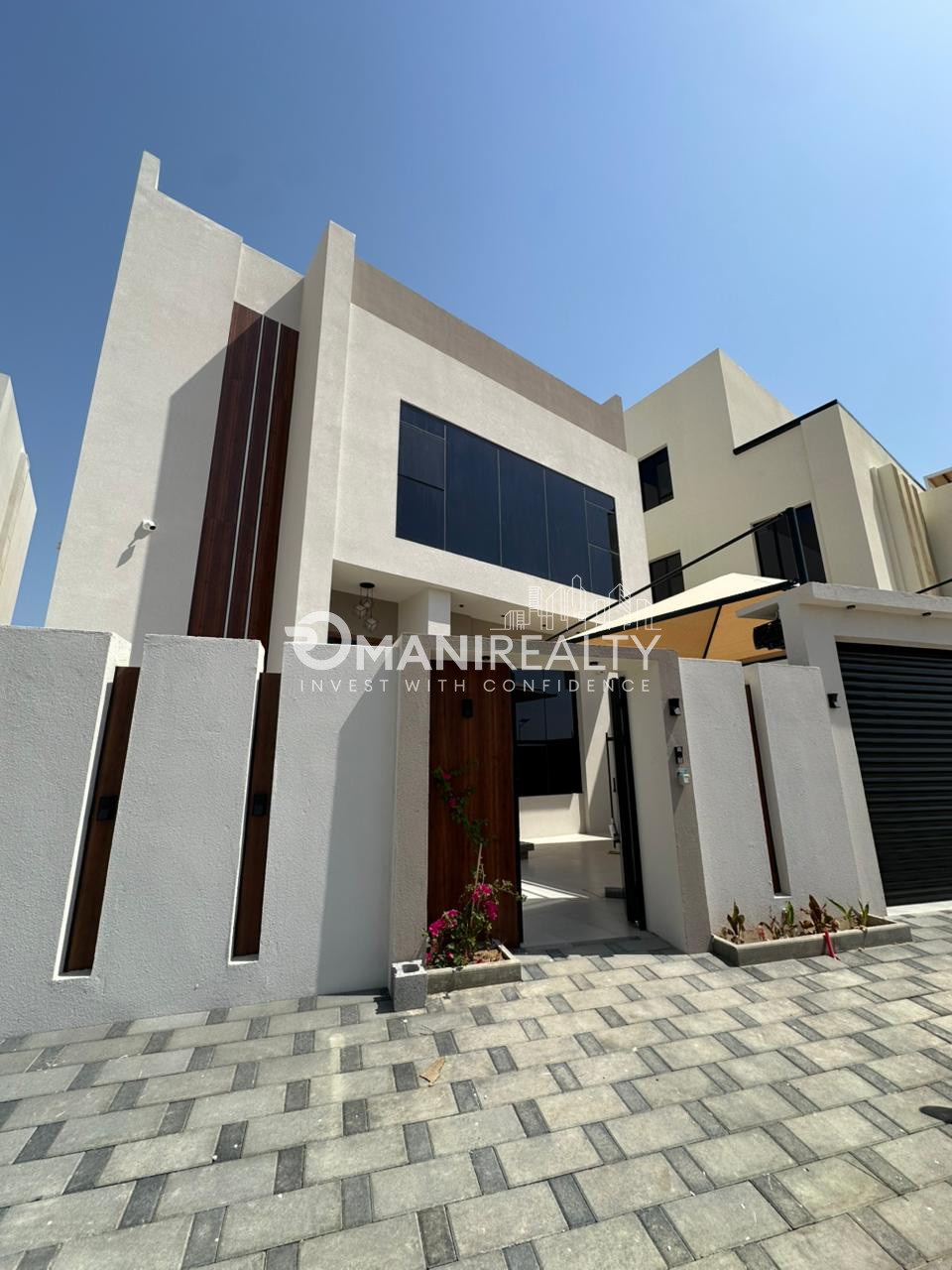 VAKH20014 – 8-Bedroom Luxury Villa for Sale in Al Khoud, Muscat